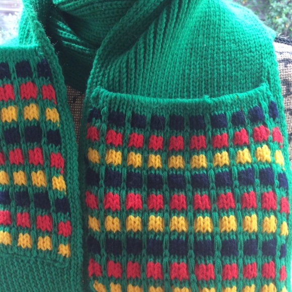 Vintage matching scarf and cap - Picture 2 of 7